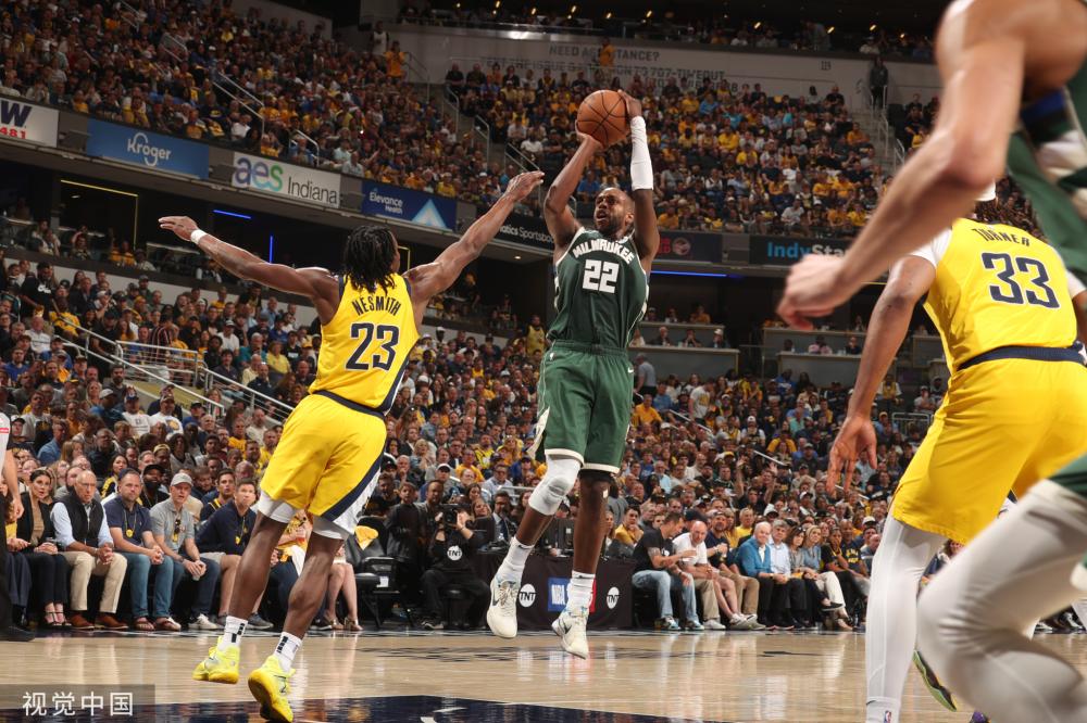 分球让湖人 分球让湖人