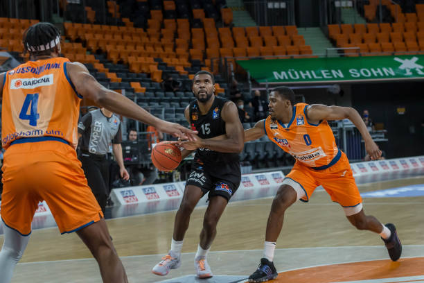 问题一度陷 问题一度陷