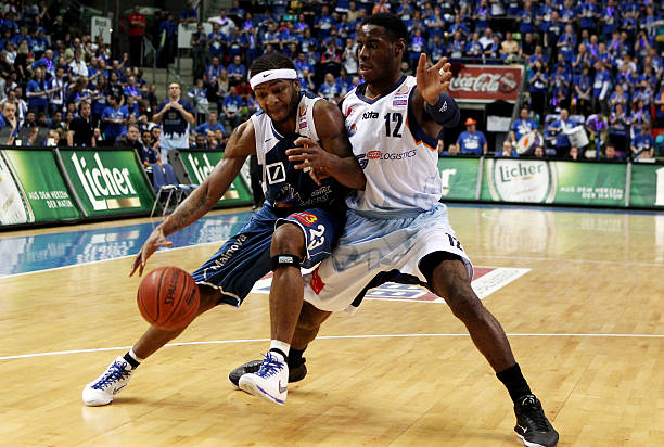 但始终保持 但始终保持